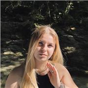 sono all’ultimo anno di superiori. aiuto per ragazze/i di elementari e medie. materie:italiano,storia,matematica,scienze,geografia